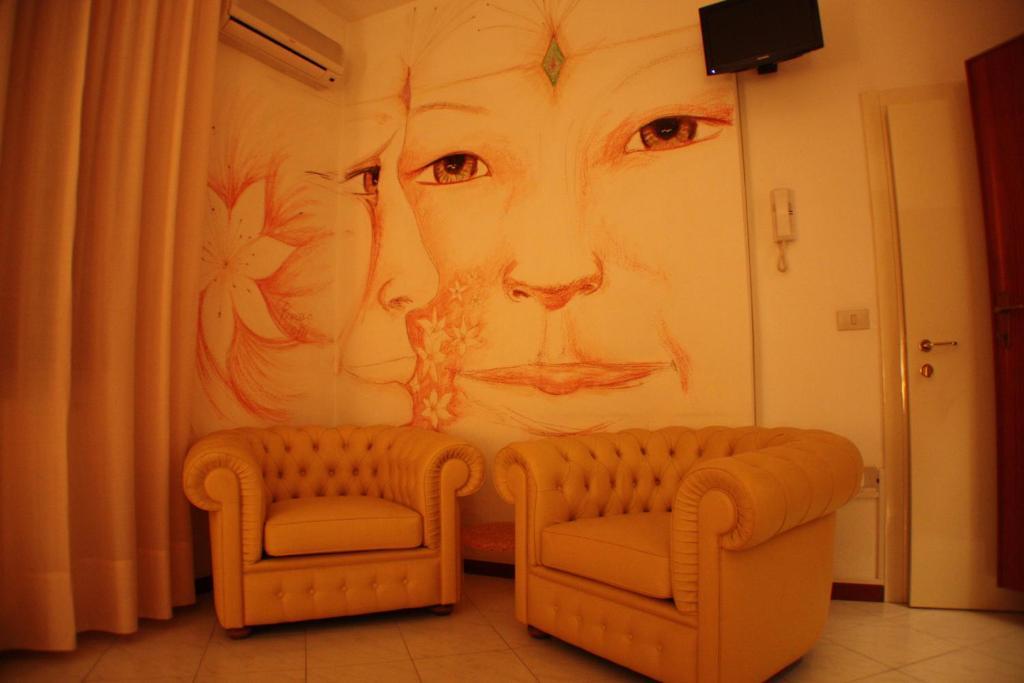 Julia Hotel 3*