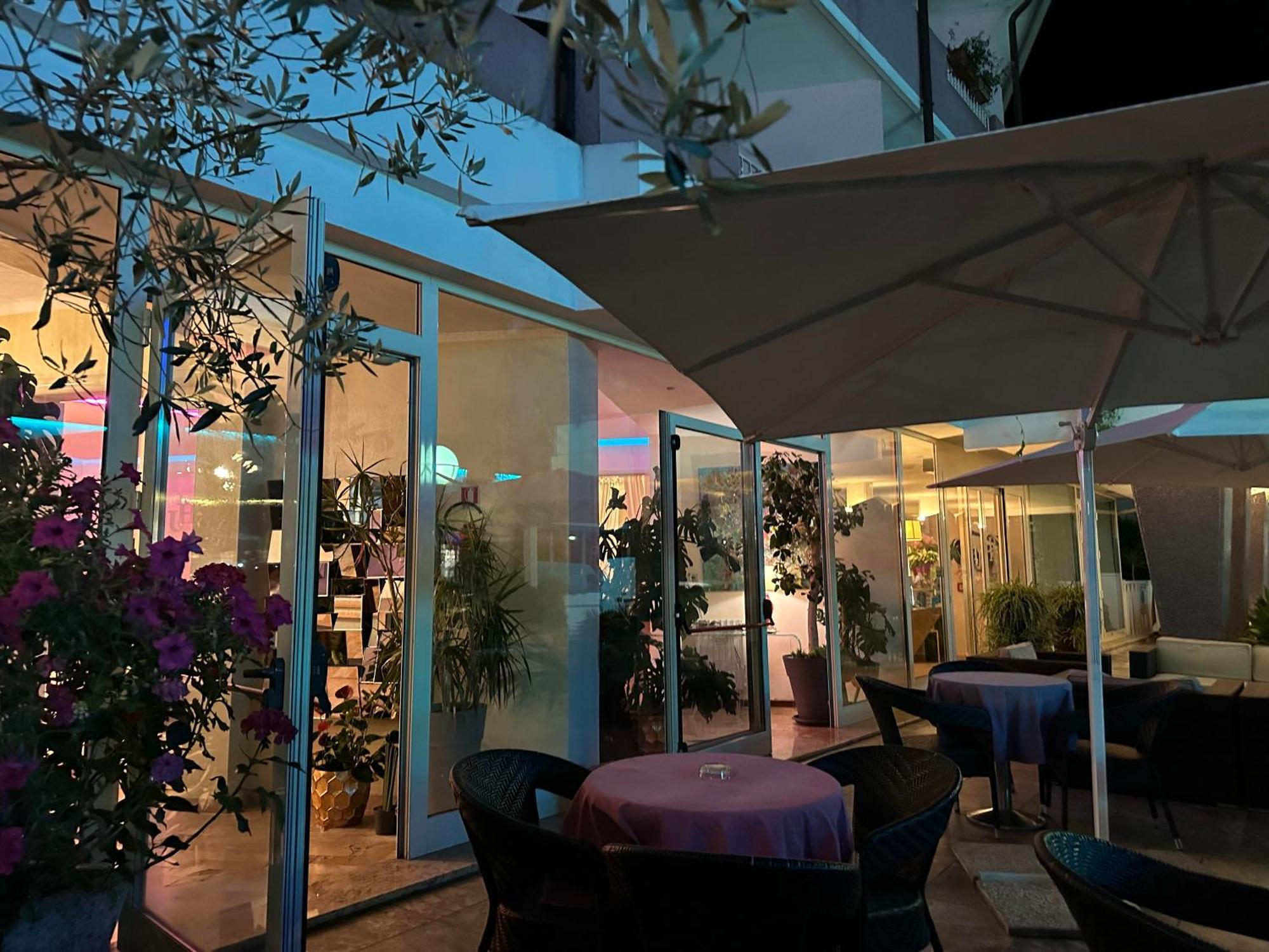 Hotel Julia 3*