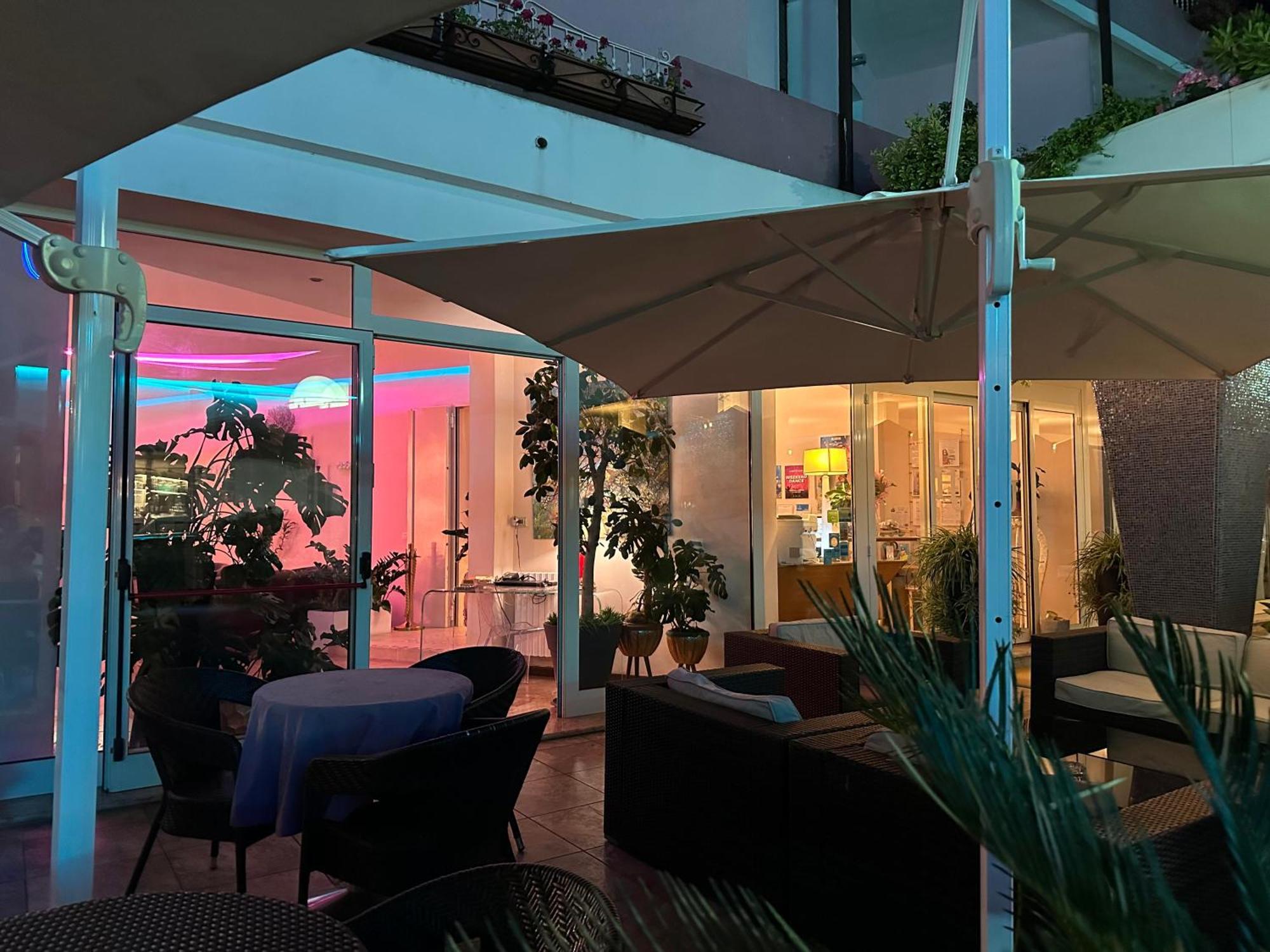 Hotel Julia Llido Degli Estensi
